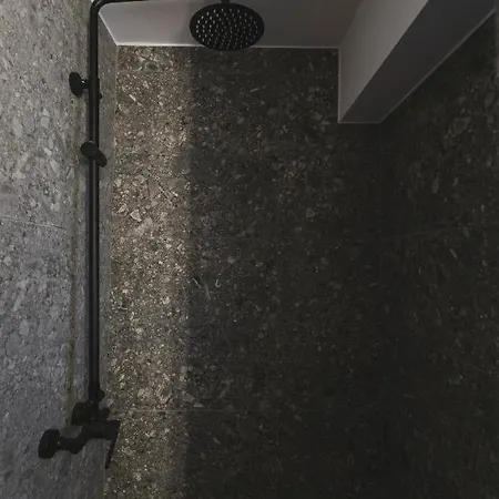 Hidden Gem In Center, Steps To Venetian Town Apartament *