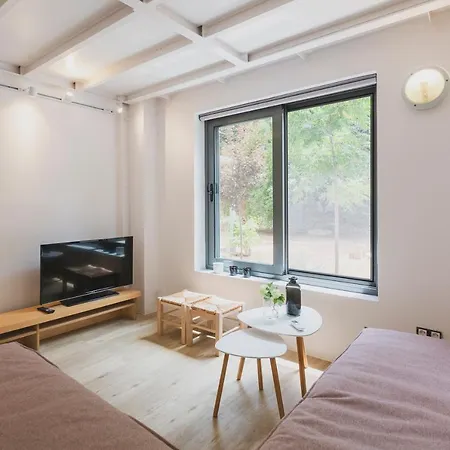 Hidden Gem In Center, Steps To Venetian Town Appartamento